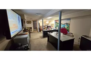 169 Bixley Heath, Lynbrook, NY 11563 - Photo 50