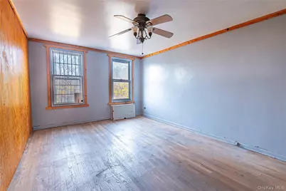 133-01 Booth Memorial Ave, Flushing, NY 11355 - Photo 16