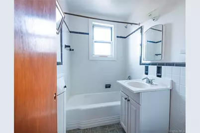 133-01 Booth Memorial Ave, Flushing, NY 11355 - Photo 12
