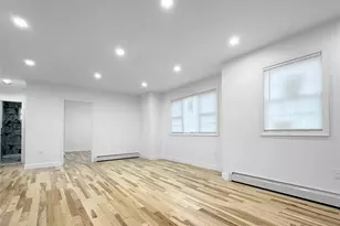 109-49 155th St, Jamaica, NY 11433 - Photo 12