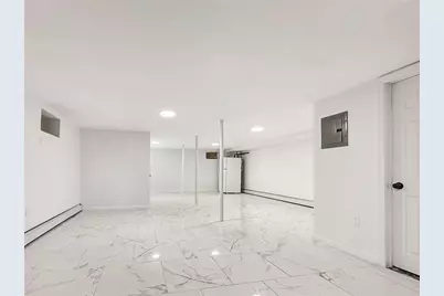 109-49 155 St, Jamaica, NY 11433 - Photo 8