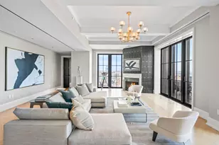 212 W 18th St, New York, NY 10011 - Photo 8