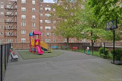 144-55 Melbourne Ave #2F, Flushing, NY 11367 - Photo 20