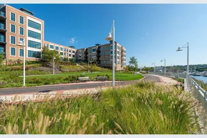 100 Garvies Point Road #1014, Glen Cove, NY 11542 - Photo 14