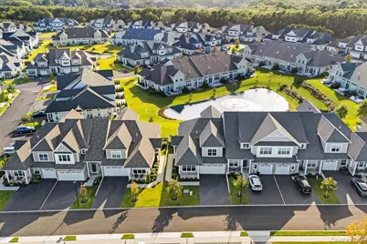 306 Silver Timber Drive, Yaphank, NY 11980 - Photo 22