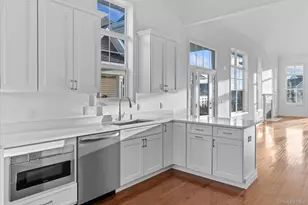 306 Silver Timber Dr, Yaphank, NY 11980 - Photo 10