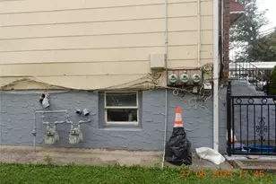 128 E 4th St, Mount Vernon, NY 10550 - Photo 14