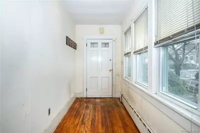 483-485 Minnieford Avenue, Bronx, NY 10464 - Photo 4