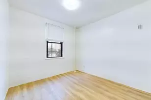 21-58 35th St, Astoria, NY 11105 - Photo 4