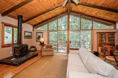 292 Little Fresh Pond Road, Southampton, NY 11968 - Photo 14