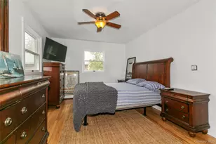 7 Suffolk Rd, Hampton Bays, NY 11946 - Photo 10