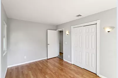 11 Dehan Street, Smithtown, NY 11787 - Photo 16