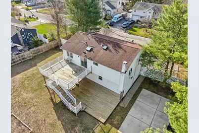 11 Dehan Street, Smithtown, NY 11787 - Photo 48