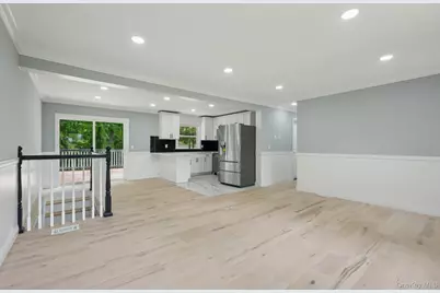 13 Sharon Drive, Highland, NY 12528 - Photo 8