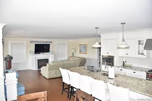 493 Dune Rd, Westhampton Beach, NY 11978 - Photo 4