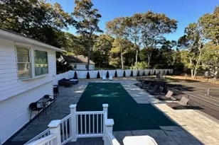 44 Eisenhower Dr, East Quogue, NY 11942 - Photo 20