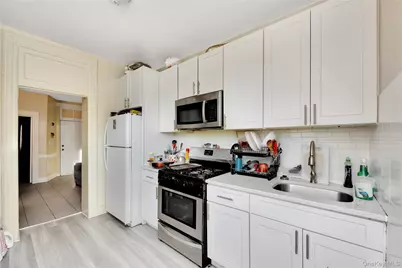 14-26 30 Drive, Astoria, NY 11102 - Photo 18