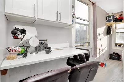 14-26 30 Drive, Astoria, NY 11102 - Photo 12