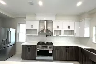 149 Revere Ave, Bronx, NY 10465 - Photo 2