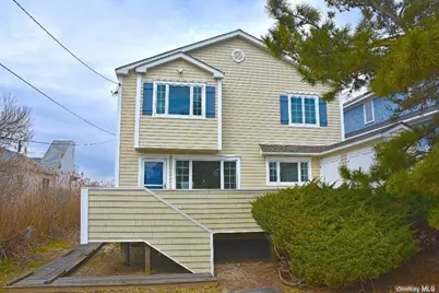 20 Dune Lane, Westhampton Dunes, NY 11978 - Photo 2