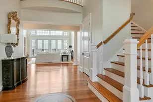 580 Lloyds Ln, Mattituck, NY 11952 - Photo 6