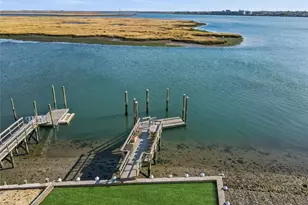 255 Delaware Ave, Island Park, NY 11558 - Photo 28