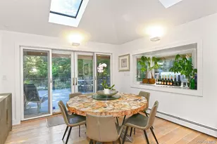 17 Beaumont Dr, Melville, NY 11747 - Photo 8