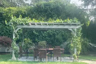 38 Jessup Ave, Quogue, NY 11959 - Photo 6