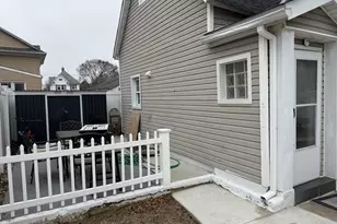 45 Lynbrook Ave, Lynbrook, NY 11563 - Photo 16