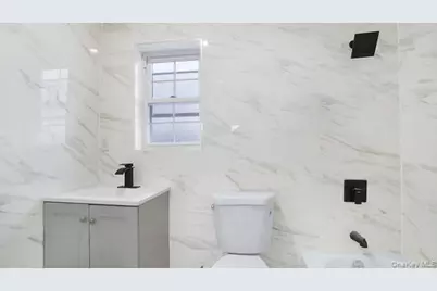 3426 Boller Avenue, Bronx, NY 10475 - Photo 12