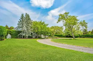 245 Oneck Ln, Westhampton Beach, NY 11978 - Photo 42