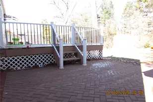 156 Candlewood Dr, Yonkers, NY 10710 - Photo 26