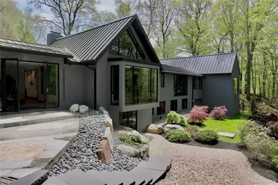 49 Indian Hill Road, Pound Ridge, NY 10576 - Photo 2