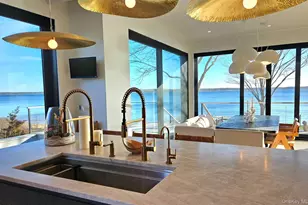 599 Peconic Bay Blvd, Jamesport, NY 11947 - Photo 18