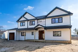 825 Weber Ave, West Babylon, NY 11704 - Photo 2