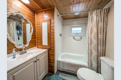 37 Hubbard Avenue #85, Riverhead, NY 11901 - Photo 8