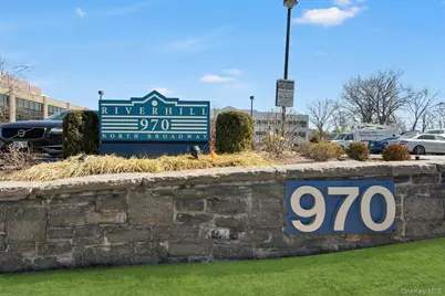 970 N Broadway #208, Yonkers, NY 10701 - Photo 36