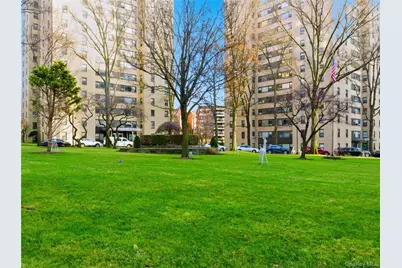 4 Fordham Hill Oval #8G, Bronx, NY 10468 - Photo 1