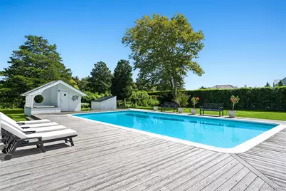 18 Quogo Neck Lane, Quogue, NY 11959 - Photo 2