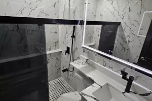 83-20 141st, Briarwood, NY 11435 - Photo 6