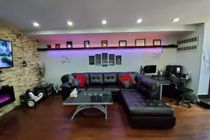 83-20 141st, Briarwood, NY 11435 - Photo 2