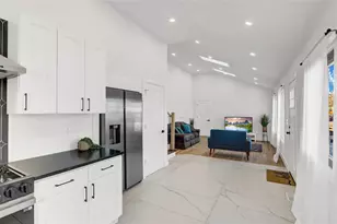 153 New York Ave, Westbury, NY 11590 - Photo 10