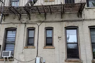 18-58 Cornelia St, Ridgewood, NY 11385 - Photo 4