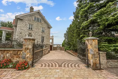 3407 Country Club Road, Bronx, NY 10465 - Photo 4