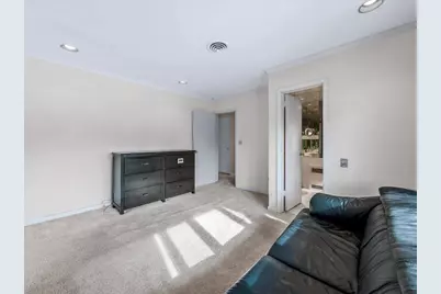 215-31 26 Avenue, Bayside, NY 11360 - Photo 28