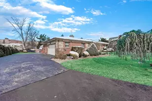 215-31 26th Ave, Bayside, NY 11360 - Photo 4