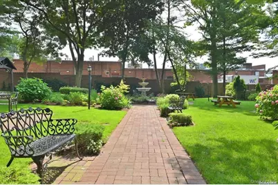 8 Barstow Road #7-E, Great Neck, NY 11021 - Photo 26