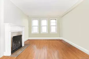 8 Barstow Rd, Great Neck, NY 11021 - Photo 12