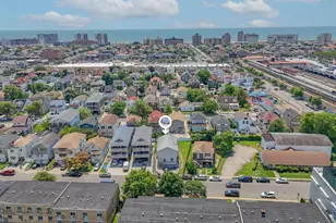 20 E Pine St, Long Beach, NY 11561 - Photo 32