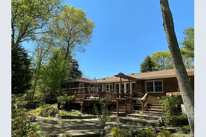 250 Pine Tree Court, Cutchogue, NY 11935 - Photo 2